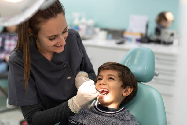 Best Emergency Tooth Extraction in Mathis, TX